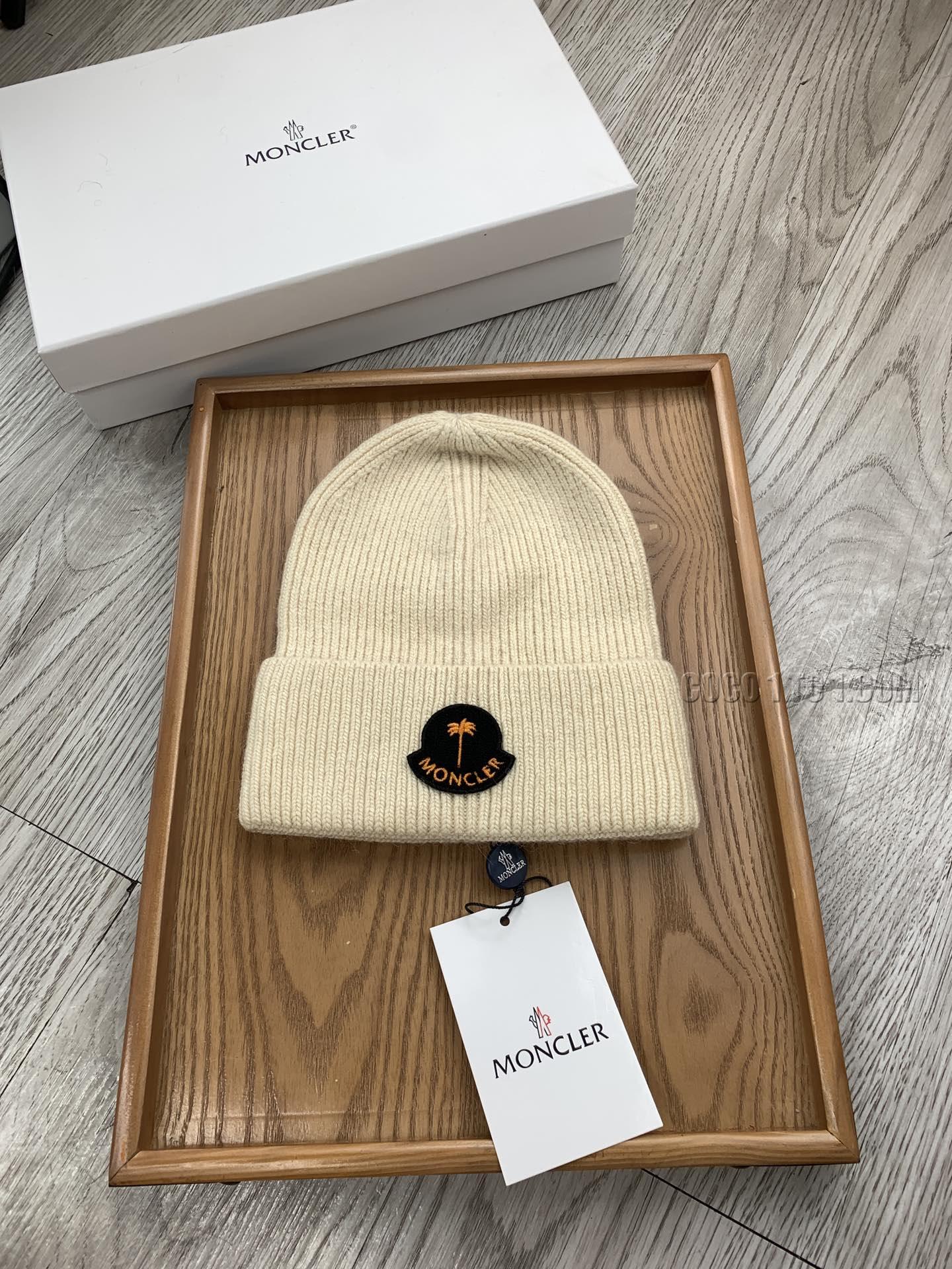 Moncler Wool Knit Beanie N42501