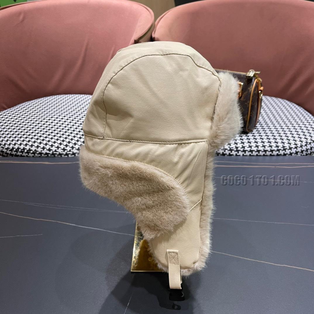 Moncler Leather Aviator Cap N42501