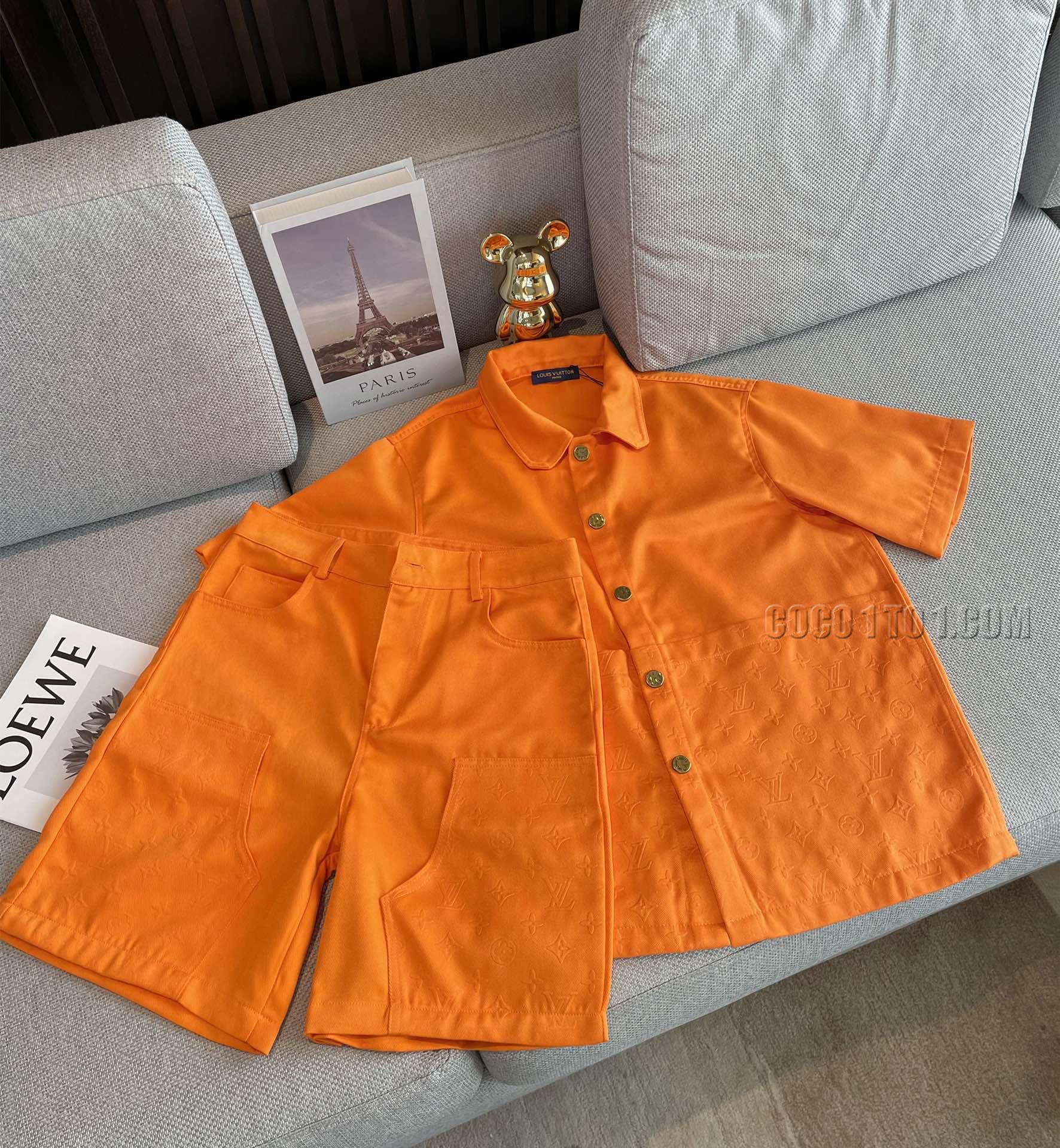 Louis Vuitton Spring/Summer New Chevron Denim Cotton Fashion Lapel Denim Shirt with Men and Women's Monogram Casual Short Denim Shirt Set N42503