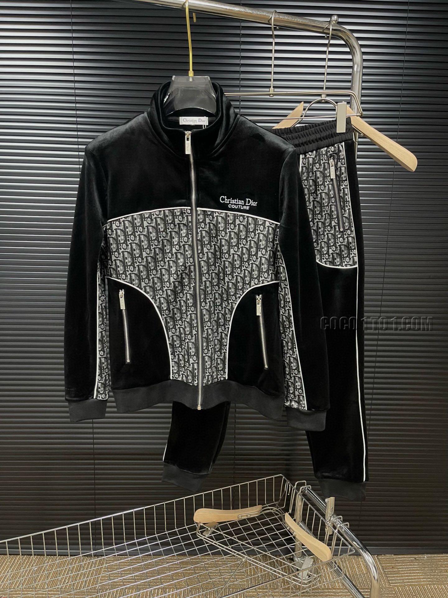 Dior (Plush and Thickened) Explosive Suit N42503