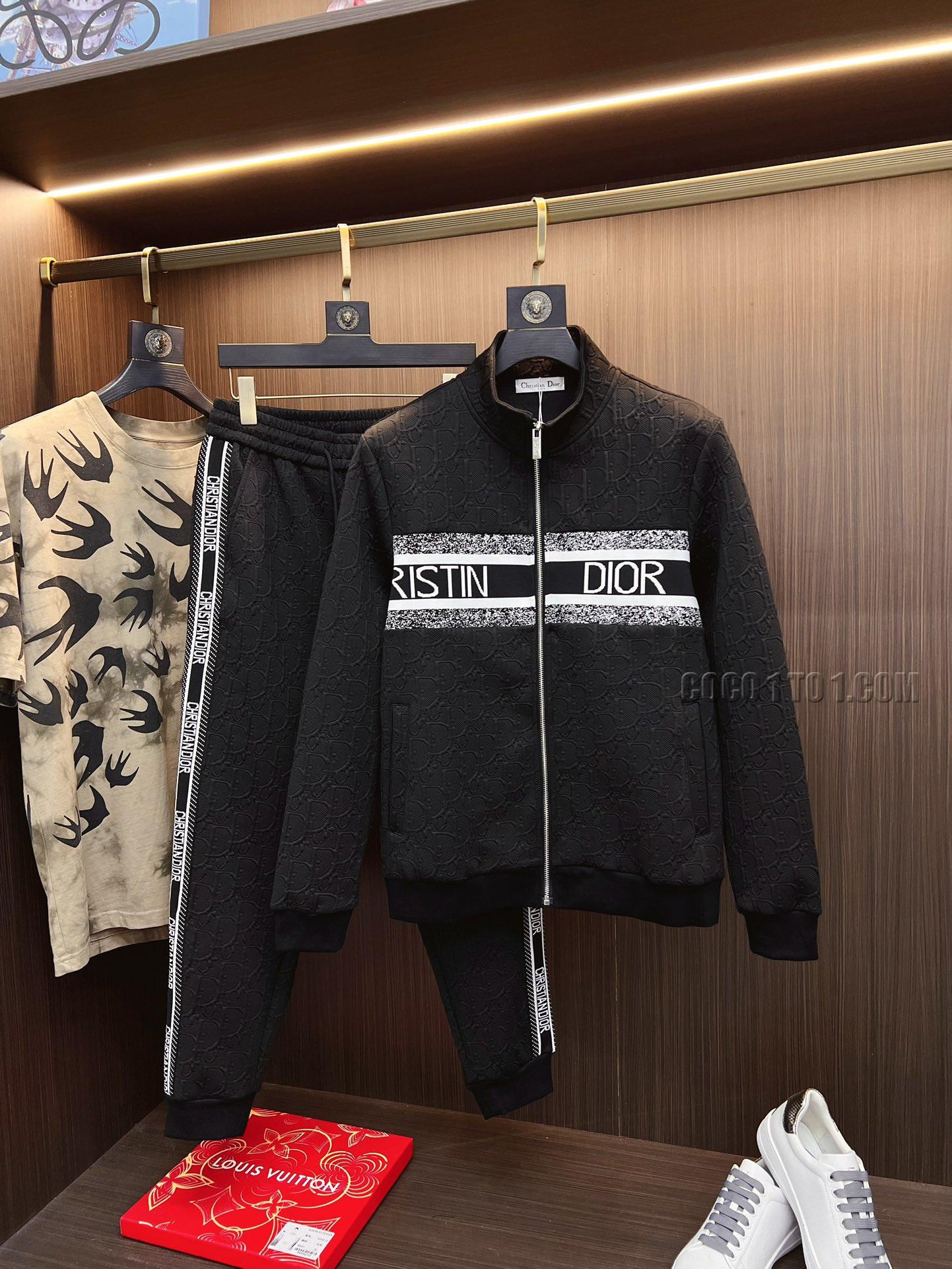 Dior brand new explosion-proof cardigan hoodie Suit N42503