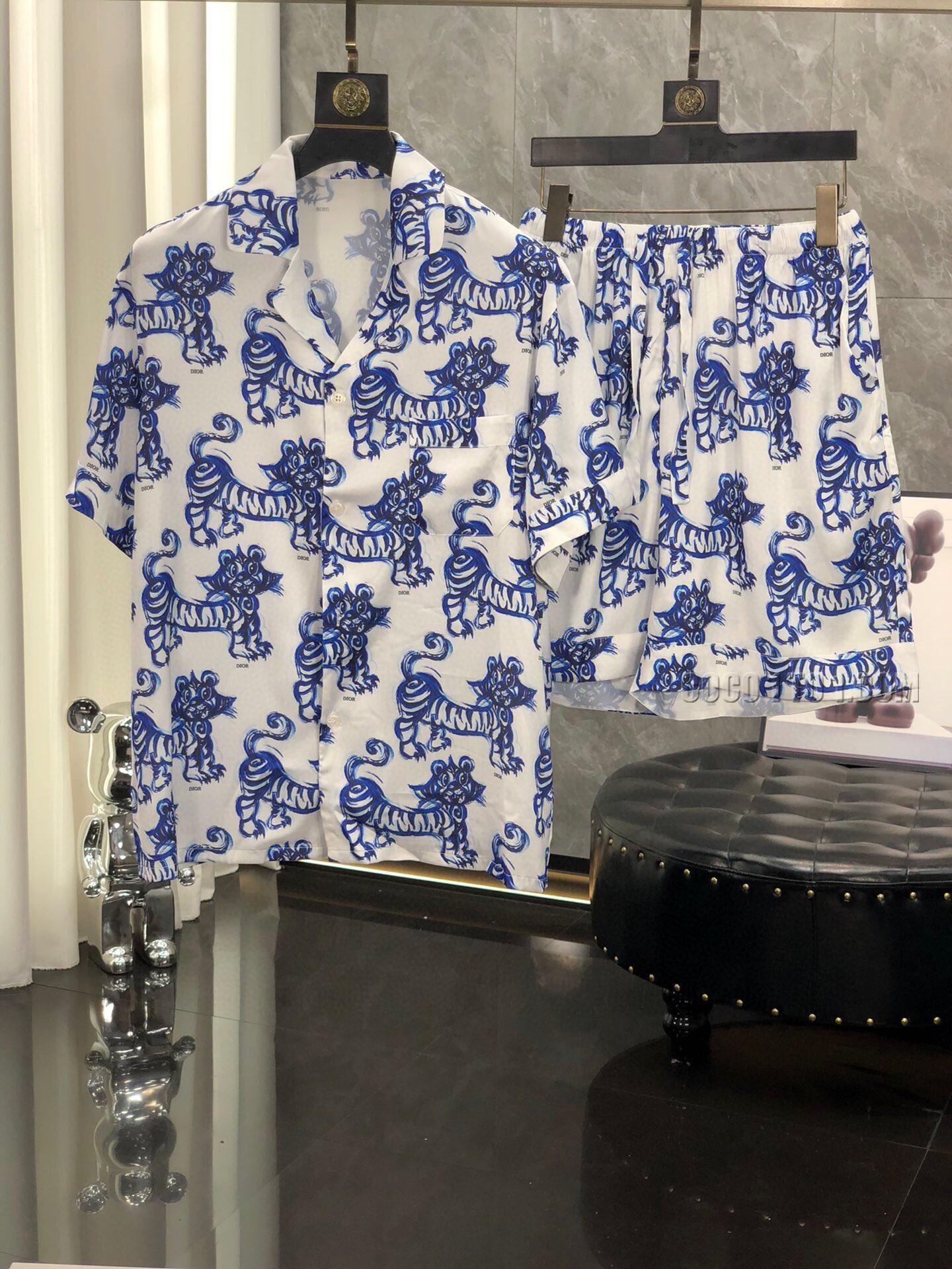 Dior new robe pajamashigh-end series pajama Suit N42503